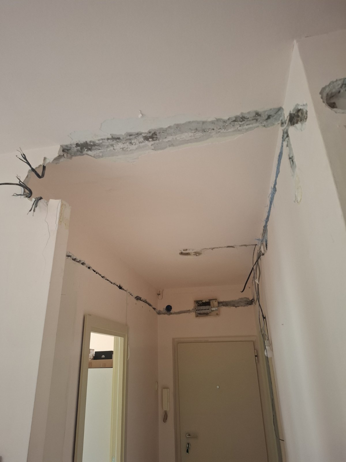 Montaža rasvete i električarske instalacije